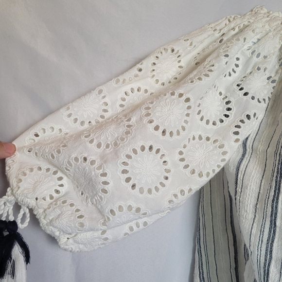 Sundance Quiet Allure Off Shoulder Eyelet Tassels Boho 3/4 Sleeve Top Size L - Picture 4 of 8